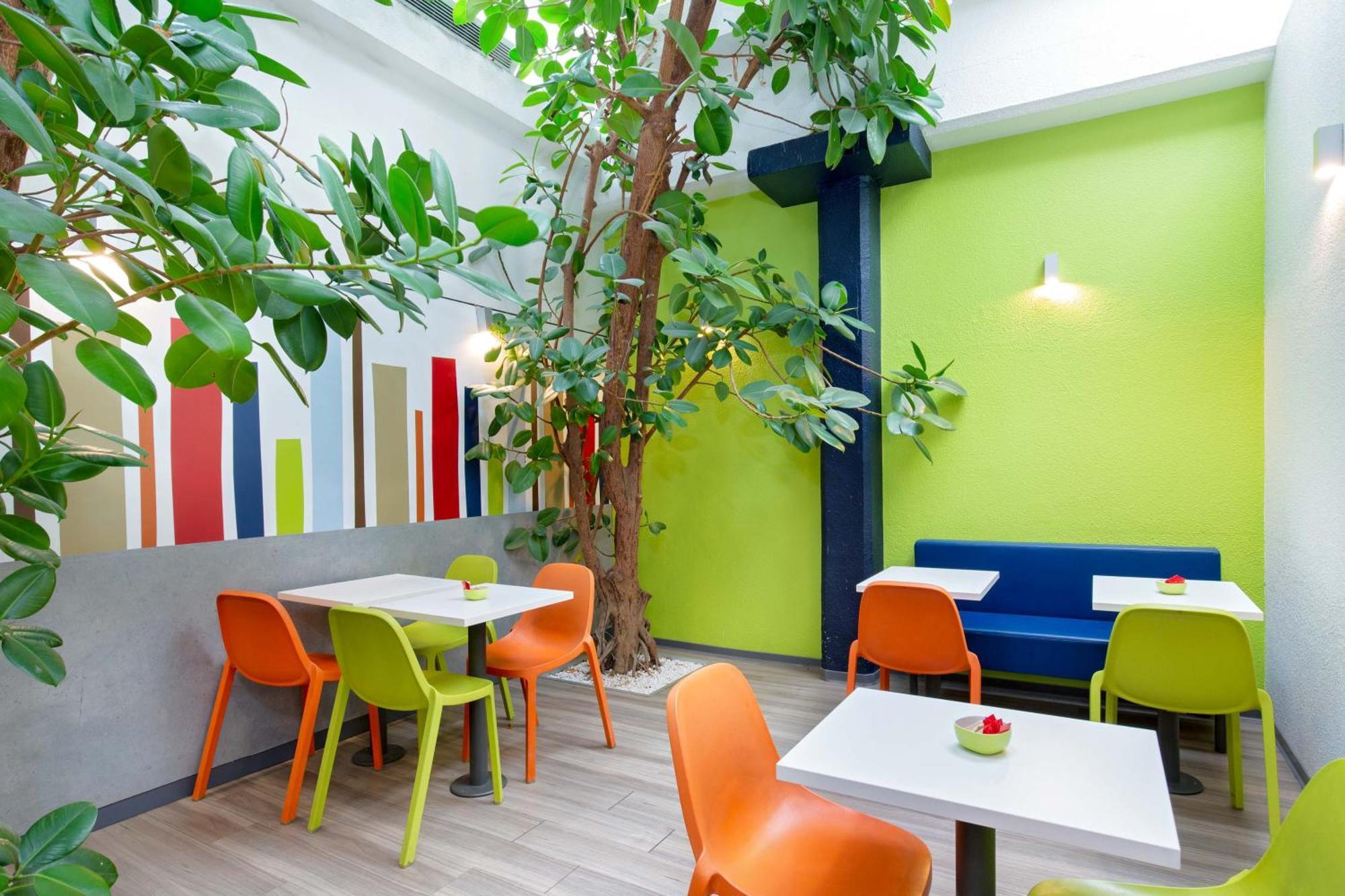 Ibis Budget Cavaillon Esterno foto
