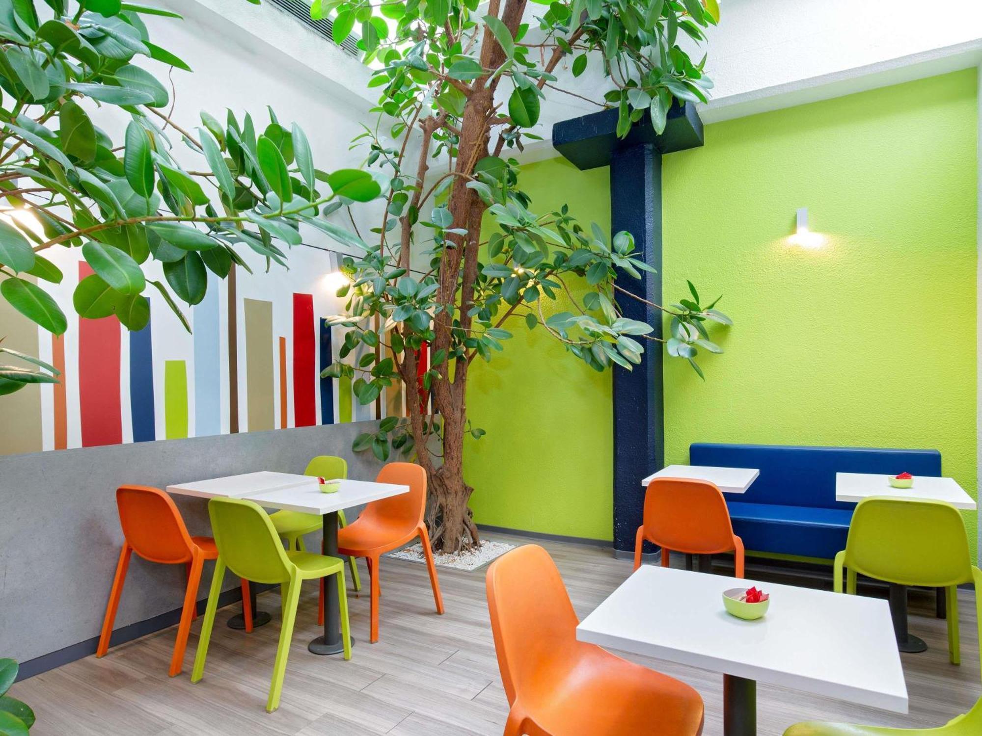 Ibis Budget Cavaillon Esterno foto