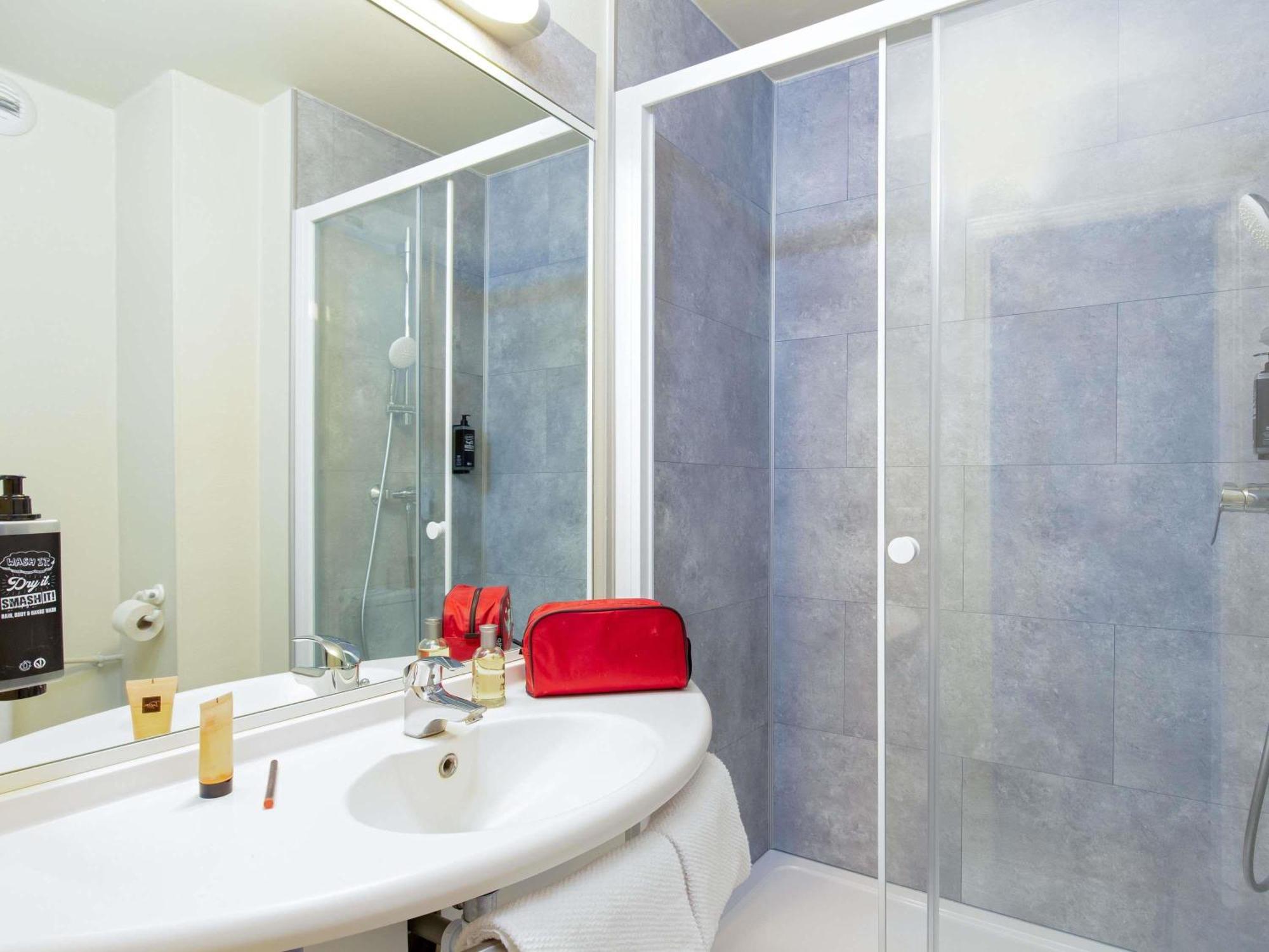 Ibis Budget Cavaillon Esterno foto