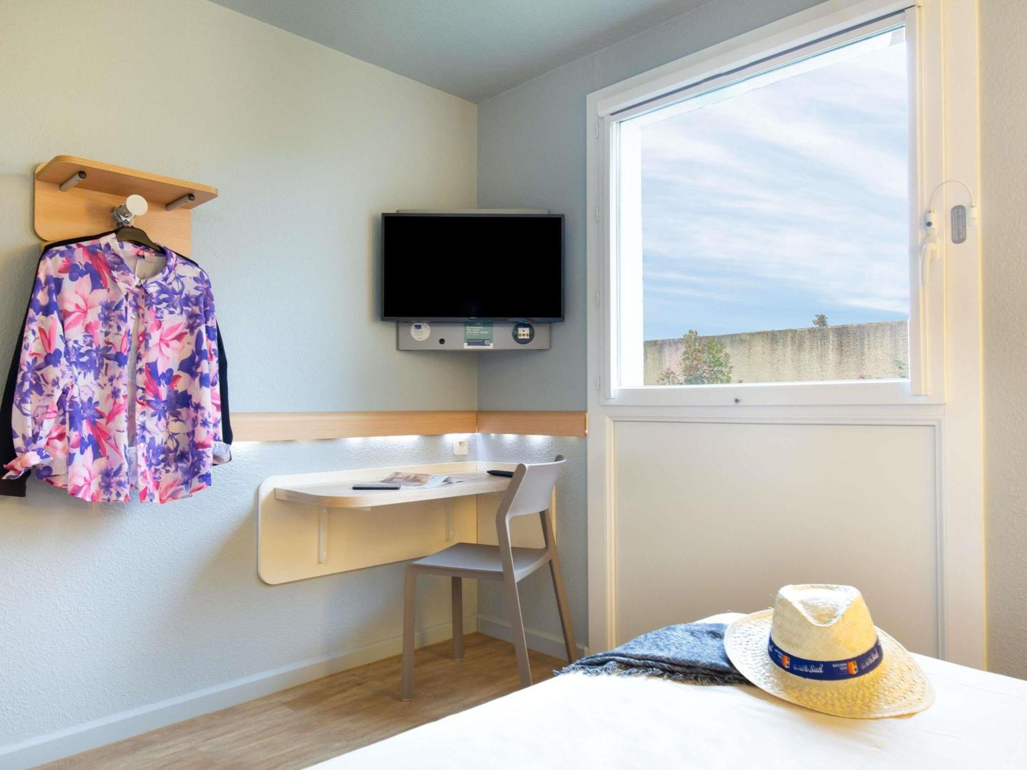 Ibis Budget Cavaillon Esterno foto